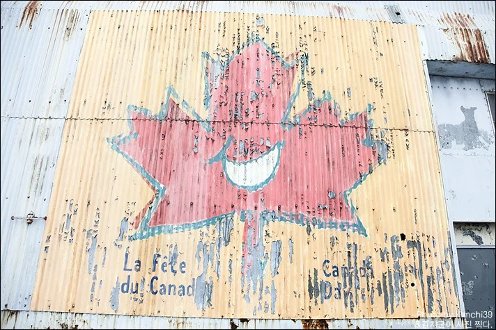 canada montreal notre-dame old port