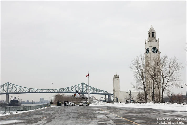canada montreal notre-dame old port