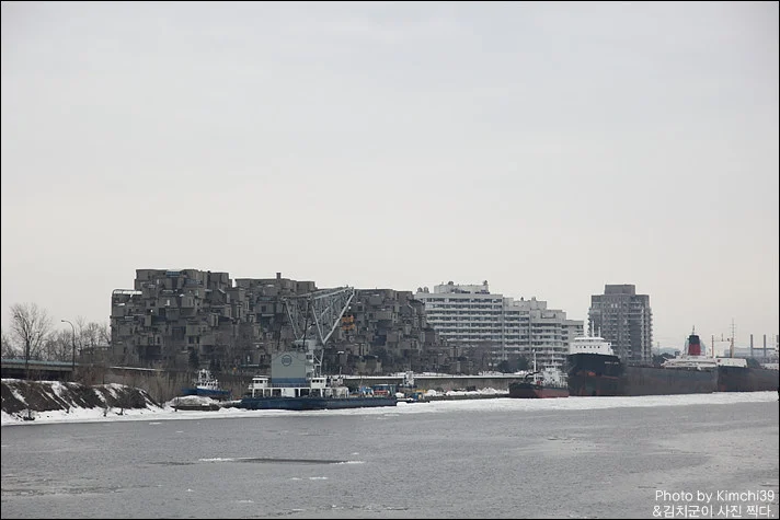 canada montreal notre-dame old port